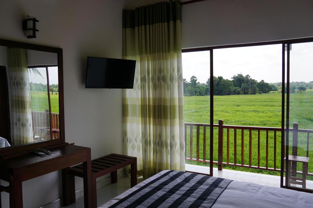 Sunshine Tourist Rest Hotel Anuradhapura Eksteriør billede